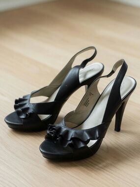 Xhilaration High heels